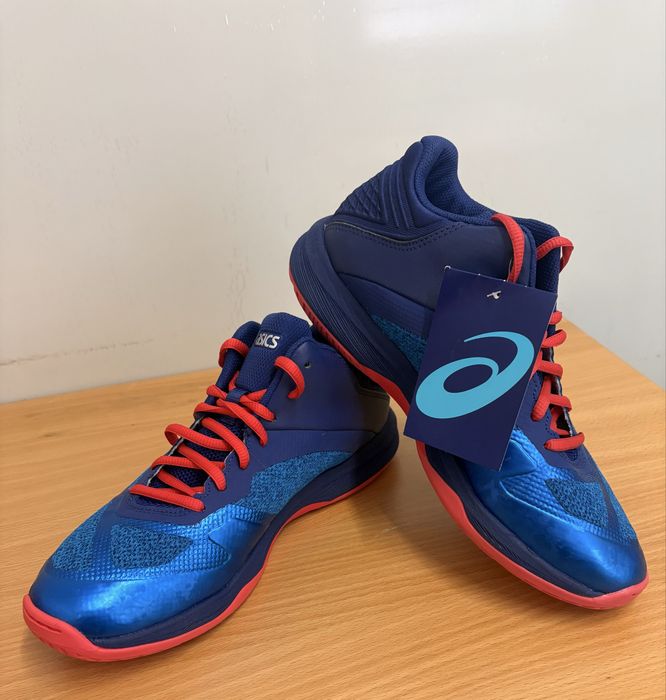 ASICS Netburner Ballistic FF