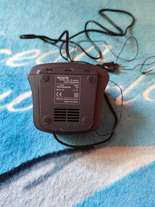 Radio cu ceas aiwa