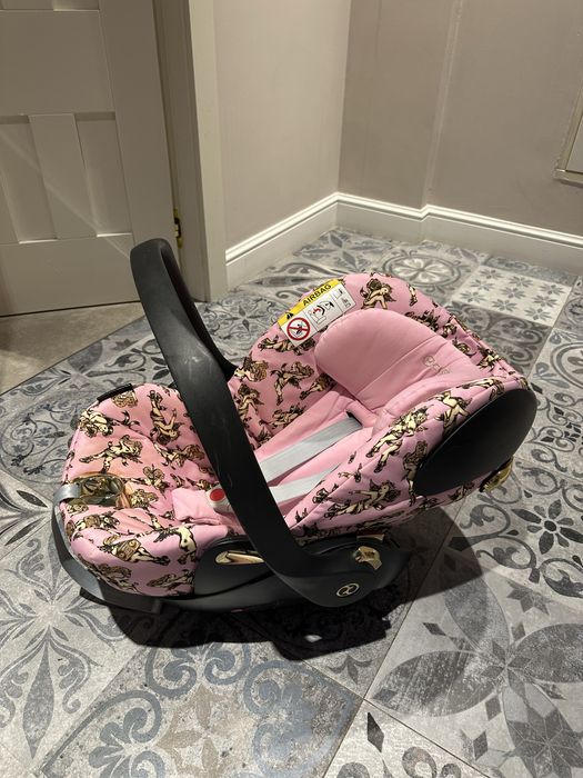Scoica Cybex Cloud Q Jeremy Scott Cherubs Pink