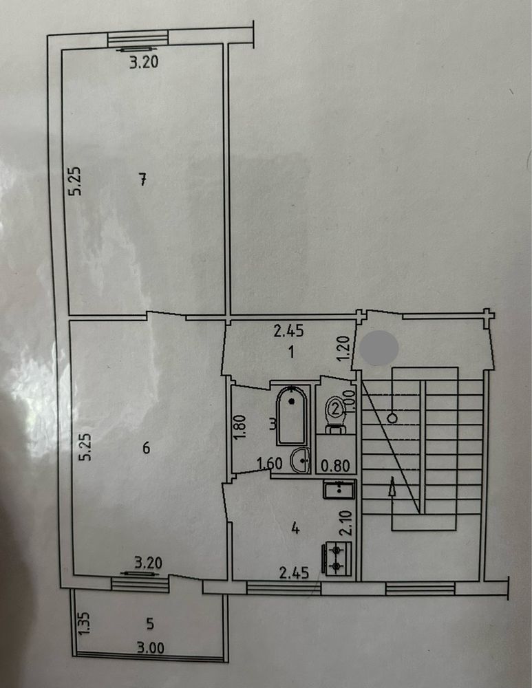 Феруза Продается квартира 2/2/4 балкон 1.5х3 Зеркалка