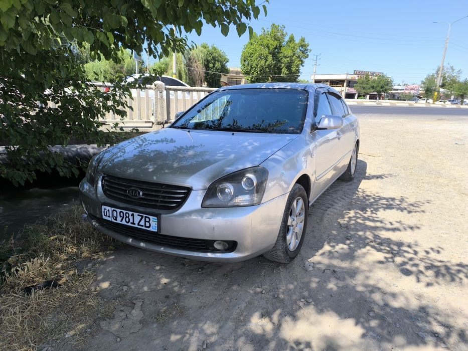 Kia Optima sotiladi gaz metan benzin