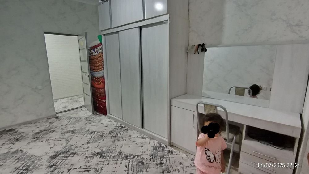 Ремонтли 2-хонали уй хамма нарсалри билан