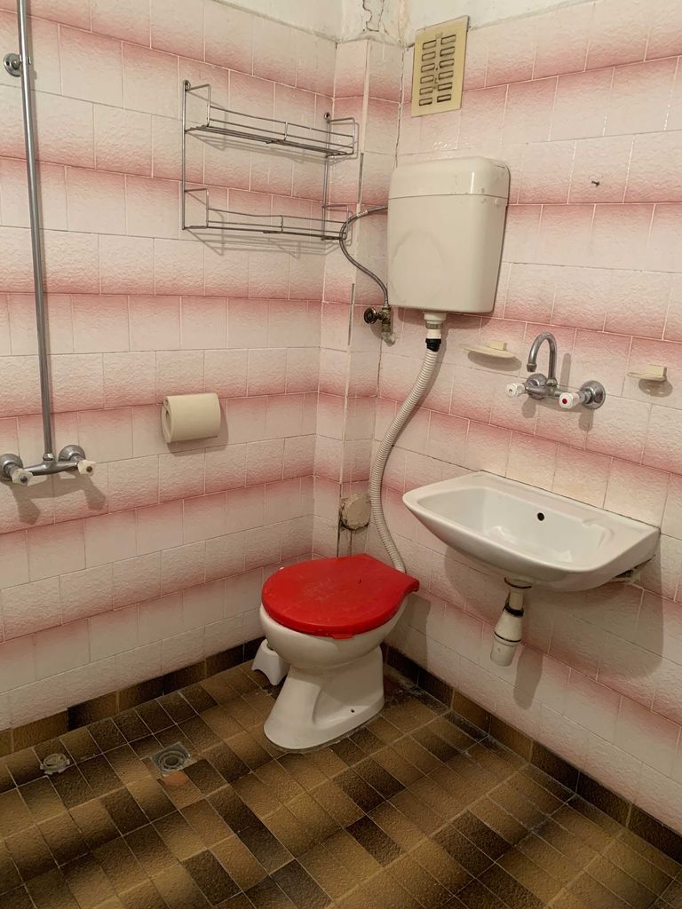 Продава се Двустаен апартамент в Карлово - 67 кв.м за 1239 €/кв.м - Снимка #12