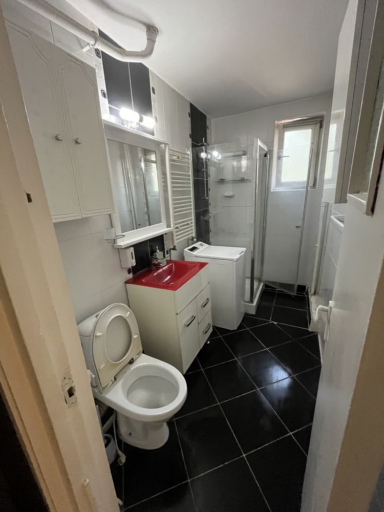 Apartament doua camere Calea Bucuresti, et.1 semidecomandat