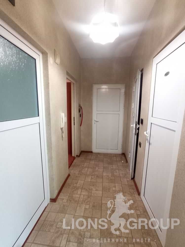 Продава се Тристаен апартамент в Варна, Кайсиева градина - 74 кв.м за 1744 €/кв.м - Снимка #9