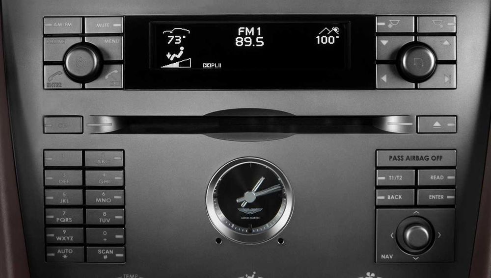 Bluetooth и USB интерфейс за Aston Martin Vantage Vanquish | Mr12Volt