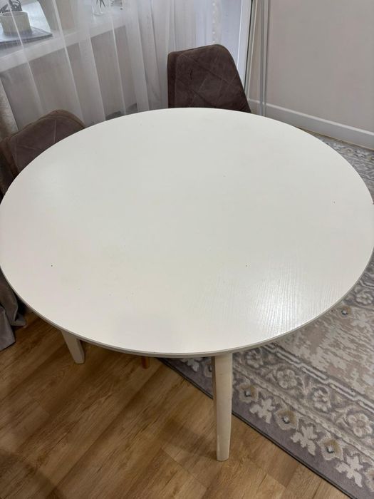 Продам стол для кухни