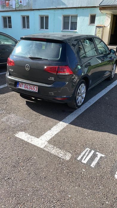 Vând golf 7 an 2013 motor 1/2 fsi benzină