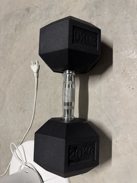 Дъмбел 20 кг гумиран