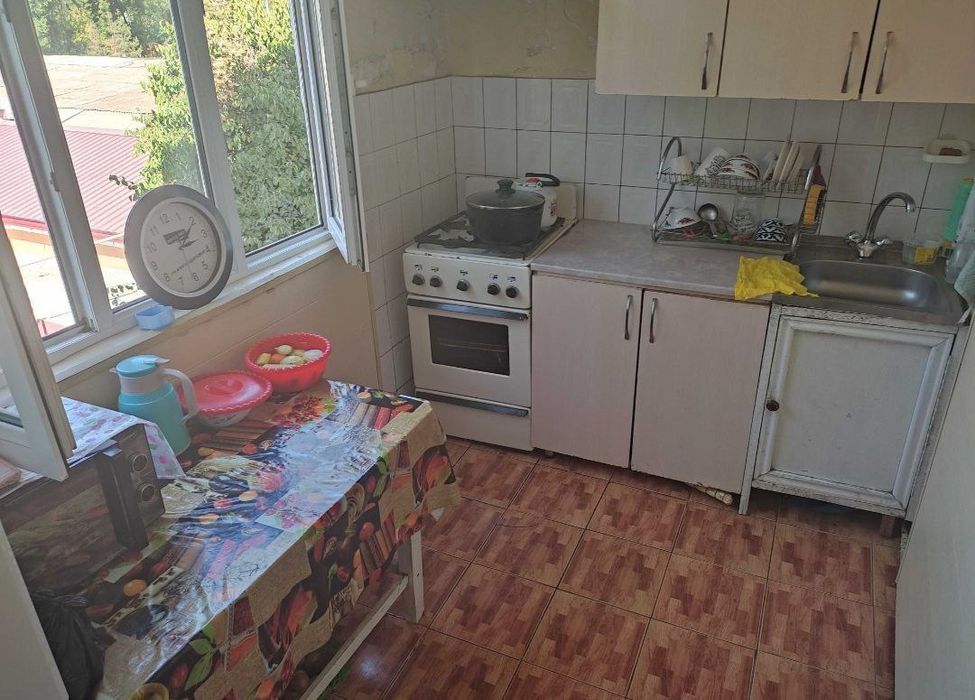 Юабад 12. 2в3/3/4. 60м2. Вдоль метро