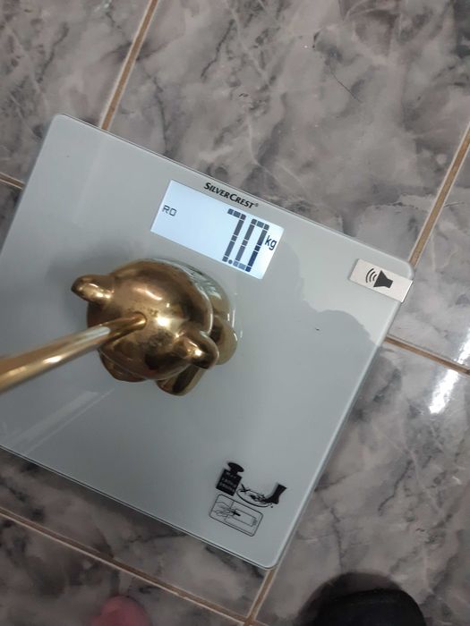 Opritoare usa de colectie, caine din fonta si urs din bronz cu maner