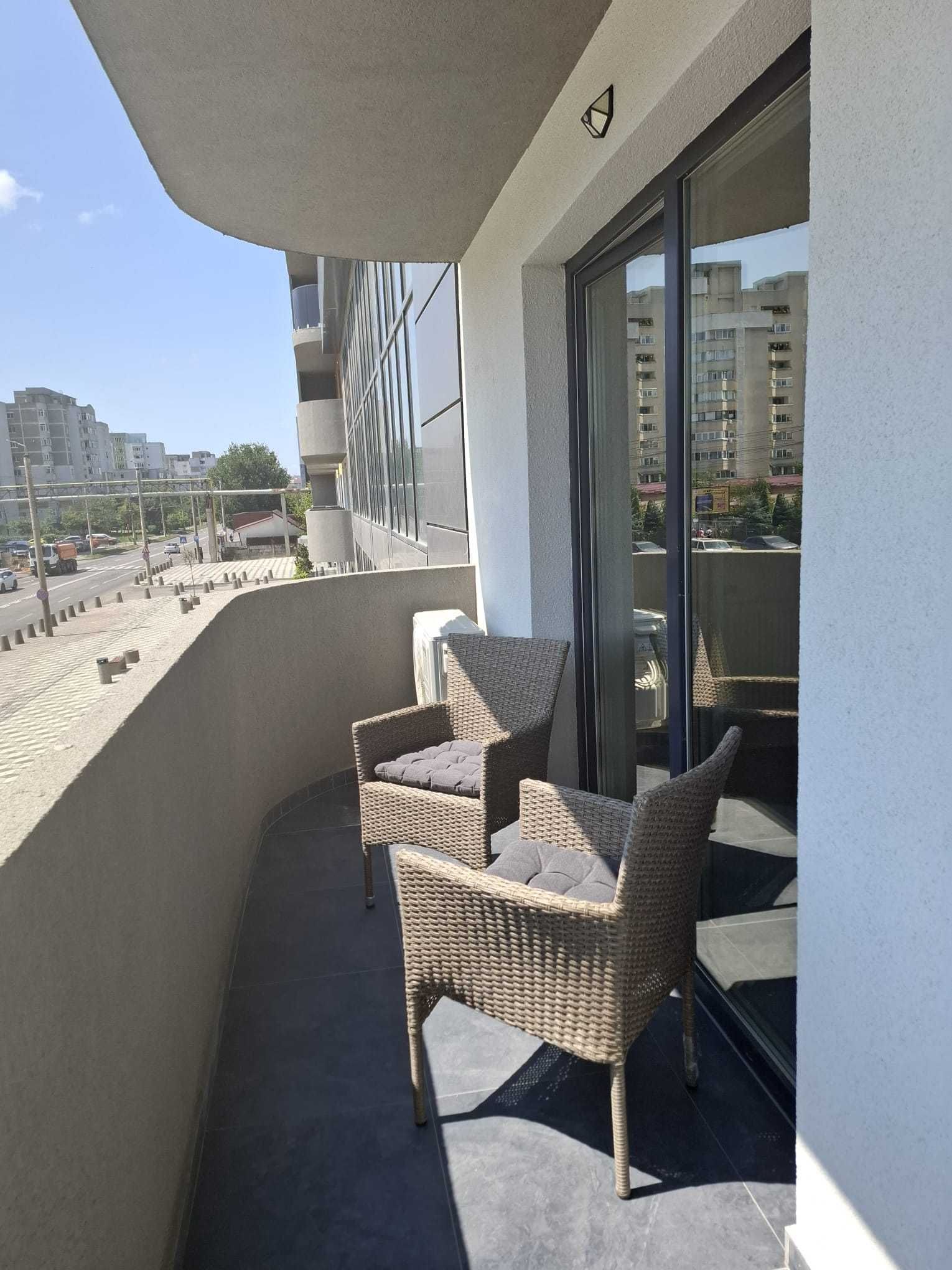 Spatiu comercial  complex Poitiers Towers  3 camere 61 m2 la bulevard