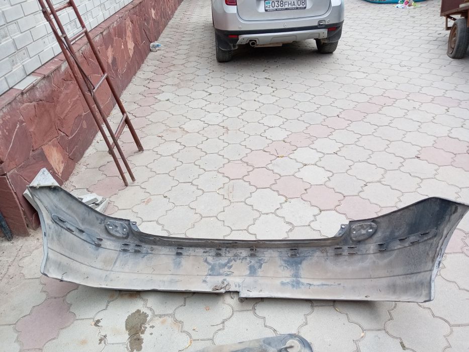 Запчасти на Ниссан Альмера Тино