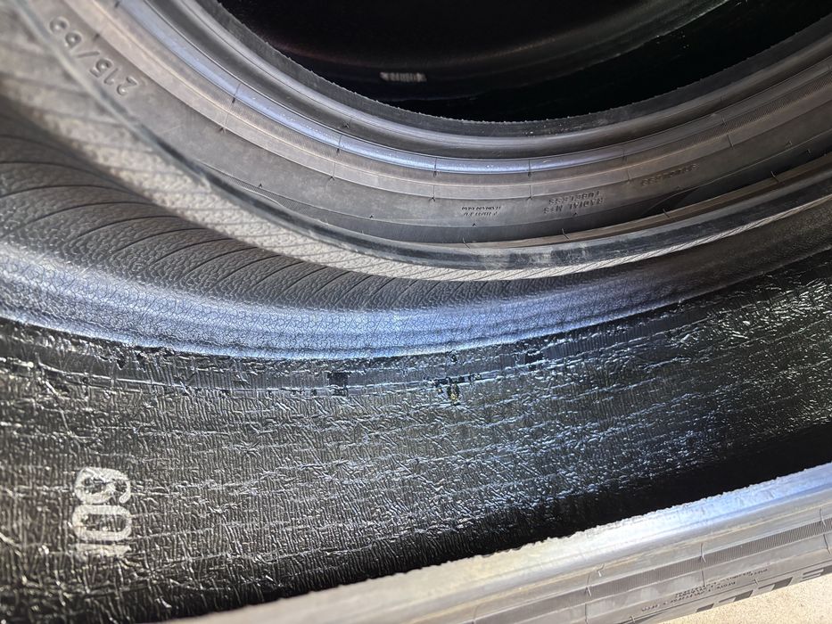 215/65/17 4 броя PIRELLI