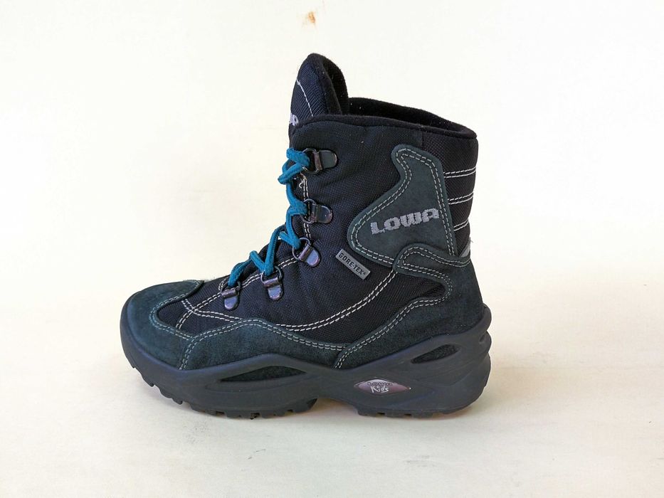 Bocanci copii 31 32 ghete munte Moonboot Lowa Goretex imblaniti