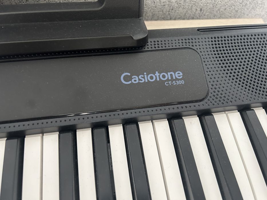 Синтезатор Casio CT S300