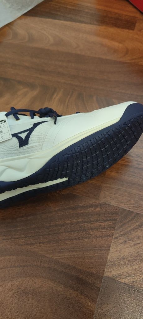 Pantofi tenis Mizuno wave 30cm!!