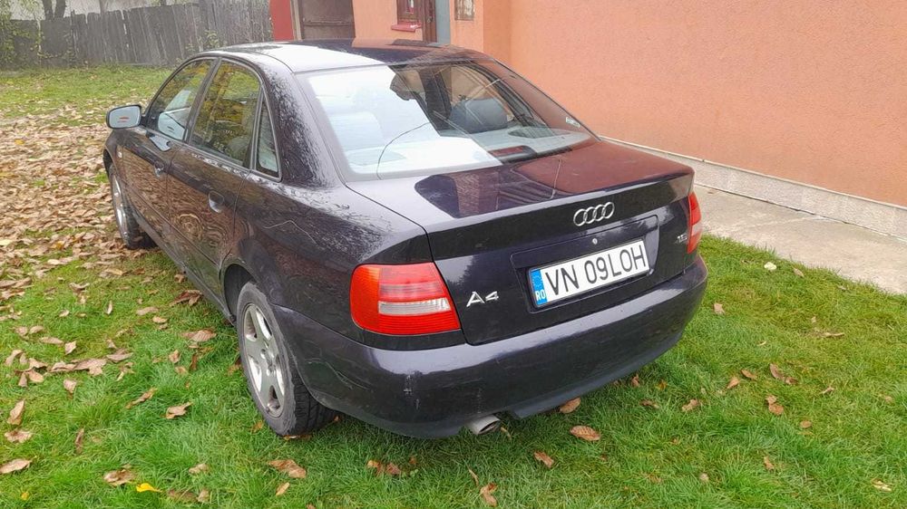 De vanzare Audi A4, an 2000, 1,6 benzina, GPL, 1200 euro