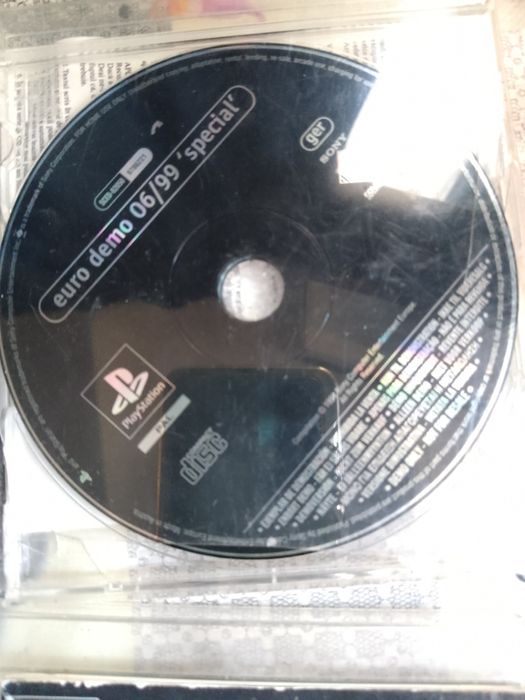 De vânzare cd play Station