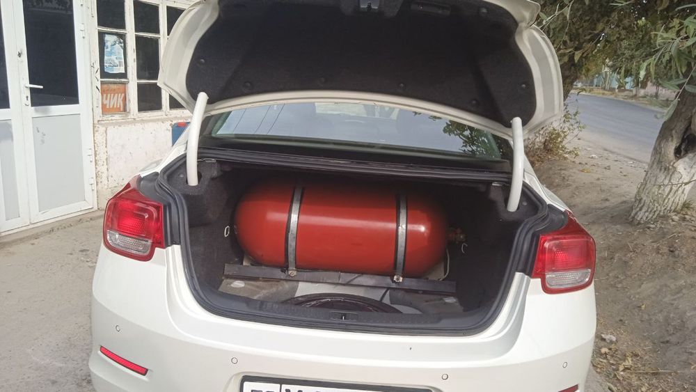 Mashina ideal xolatda