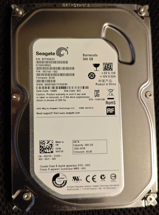 Продавам диск Seagate Barracuda 500 GB, SATA3, 7200 RPM