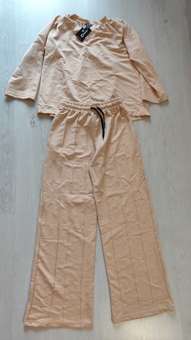 Дамски комплект Л - ХЛ, цена 30 лева