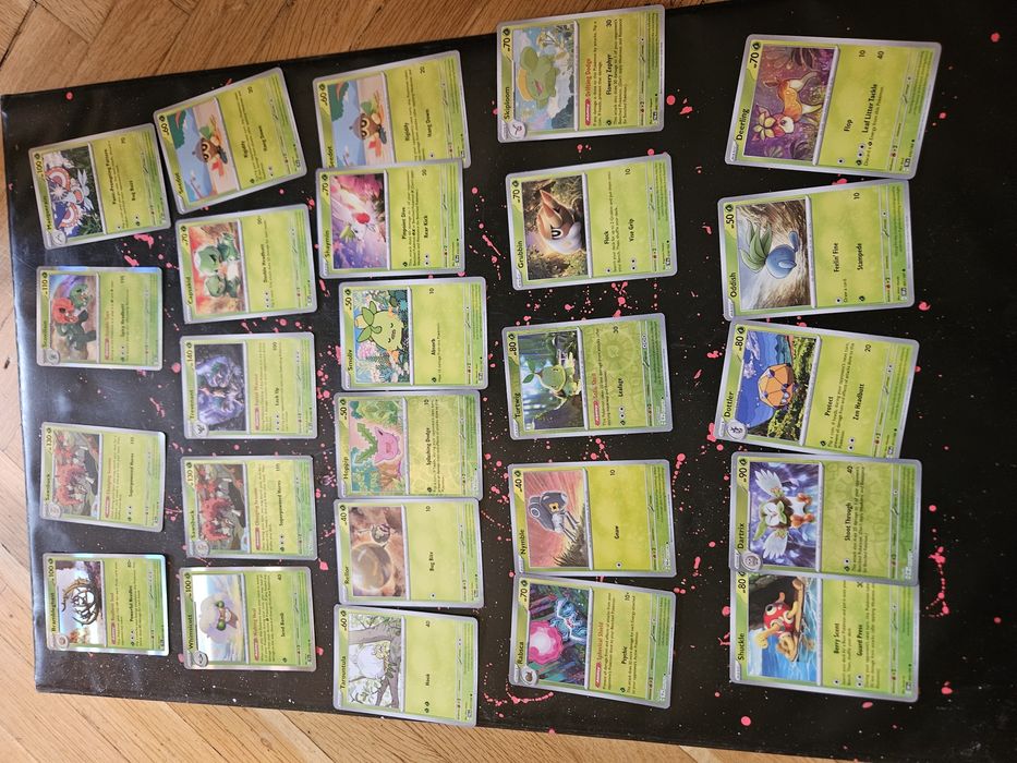 215 Pokemon cards