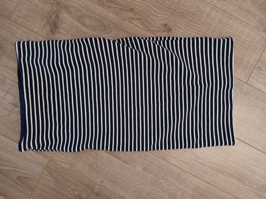 Fusta elastica tricot gros in dungi. Stradivarius. Marimea S