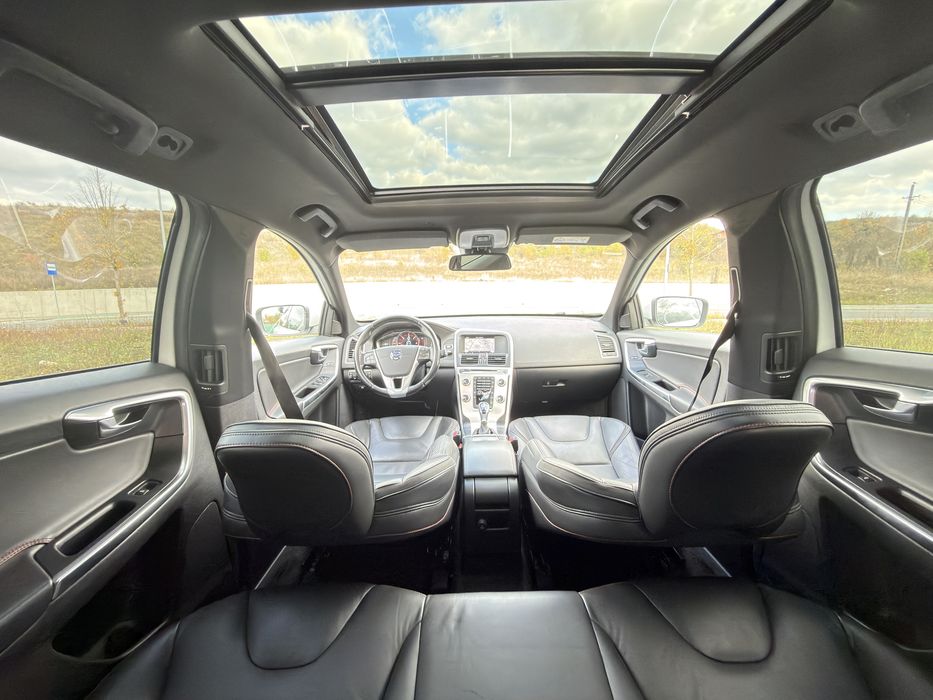 VOLVO XC60//D5//Ocean Race //Facelift—4x4