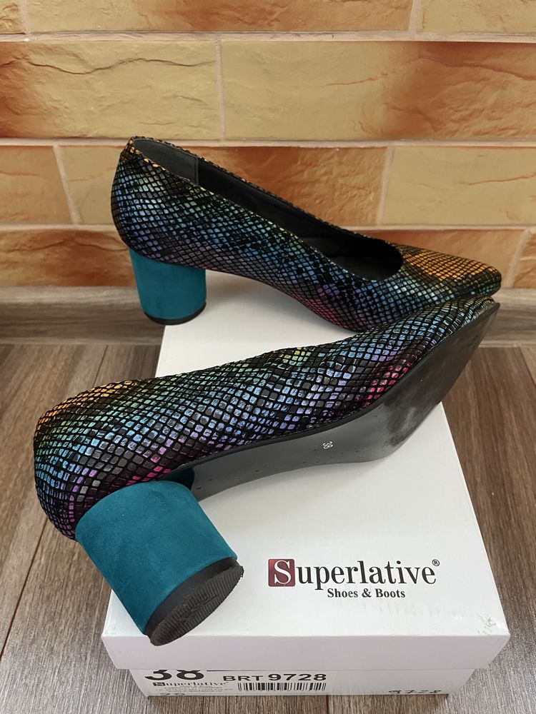 Pantofi cu toc din piele Superlative