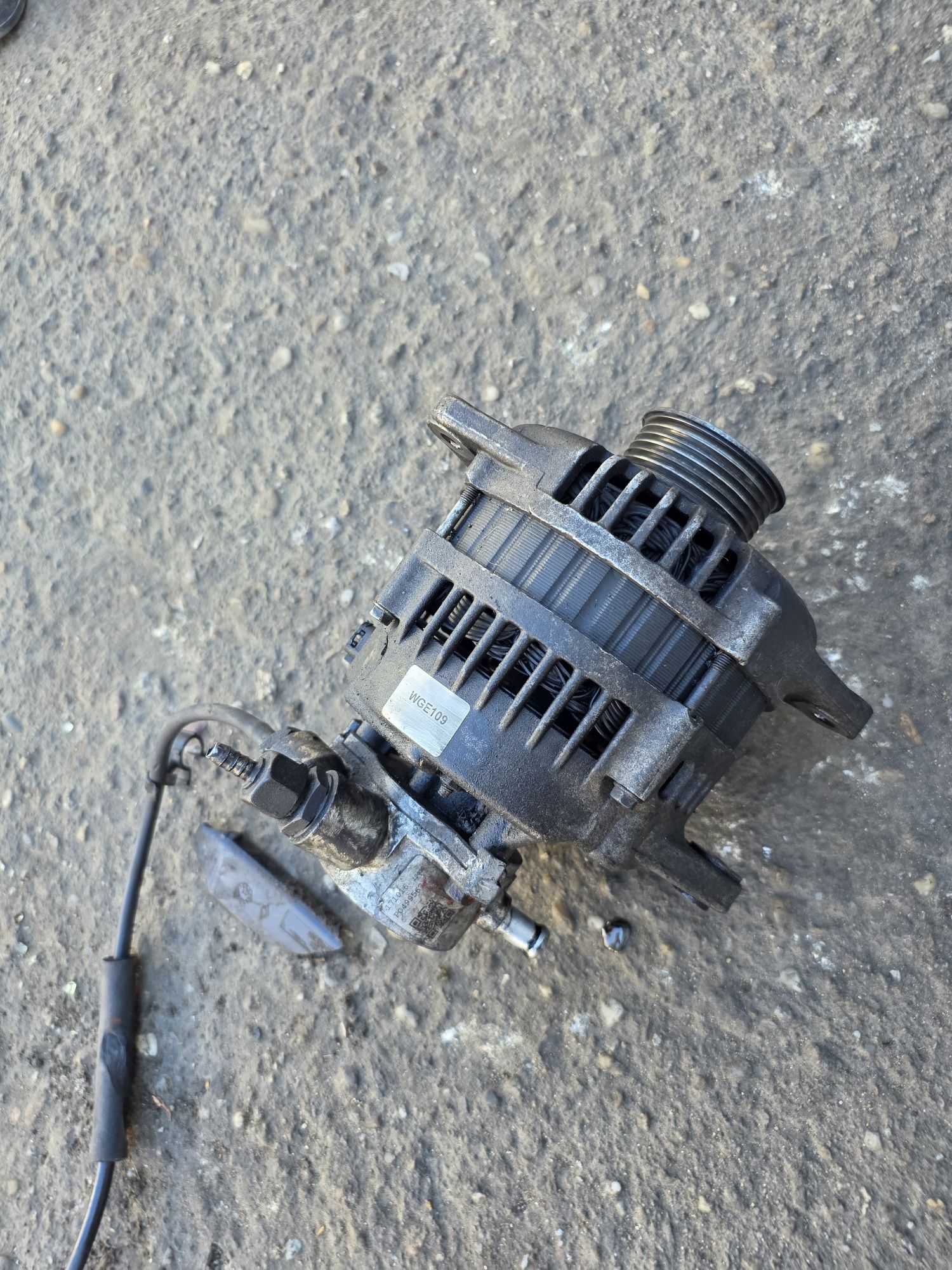 Alternator opel astra g 1.7 cdti