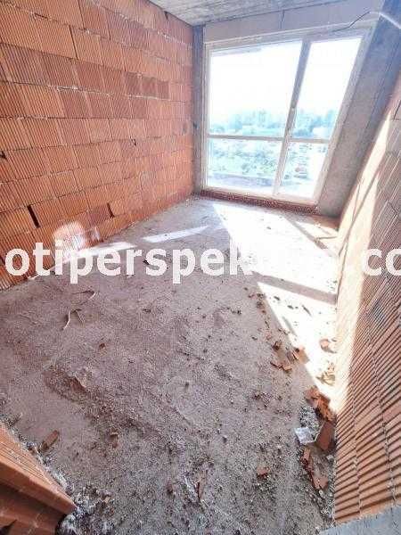 Продава се Тристаен апартамент в Пловдив, Кючук Париж - 105 кв.м за 781 €/кв.м - Снимка #3