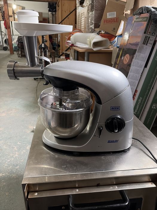 Robot bucatarie multifunctional