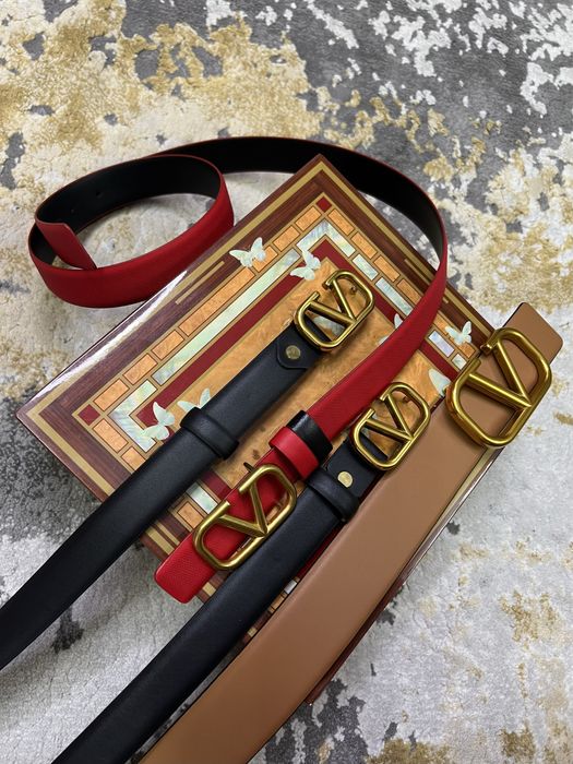 Curea Valentino-poze reale 100% piele naturală nu ecologică