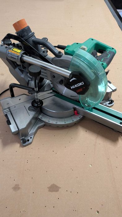 Потапящ циркуляр / пендула / герунг - HiKoki (Хитачи) C8FSHG
