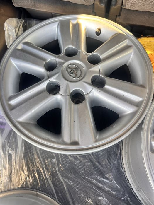 Джанти Toyota 6x139.7 R15