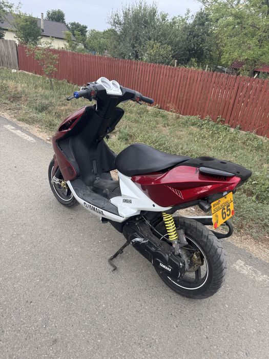 Vand sau schimb Yamaha aerox acte la zi fiscal carte rar totul la zii