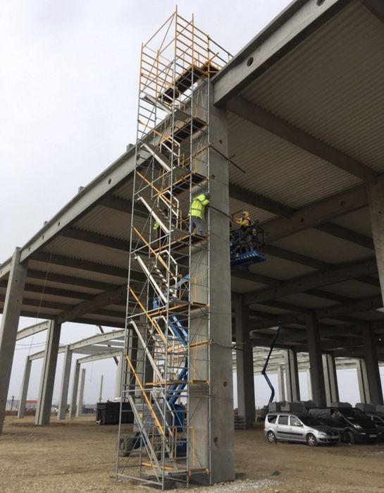 Schela turn multifuncțională cu trepte EGEA 160C.