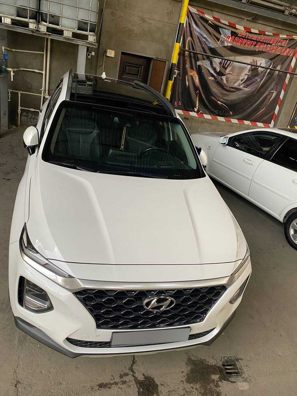 Hyundai Santa Fe 2020 - Состояние идеал - HTRAC Polniy privod