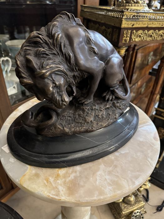 Statueta bronz masiv- leu-16kg