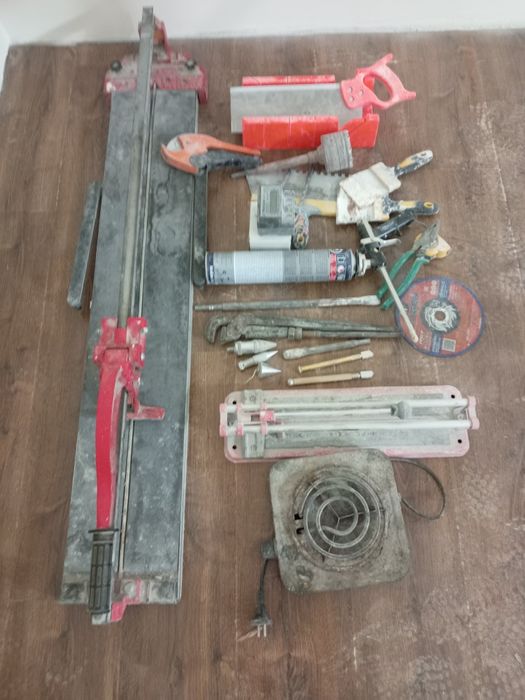 Инструмент сотилади срочна