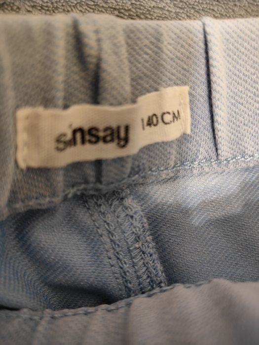 2 Blugi evazați măr. 140