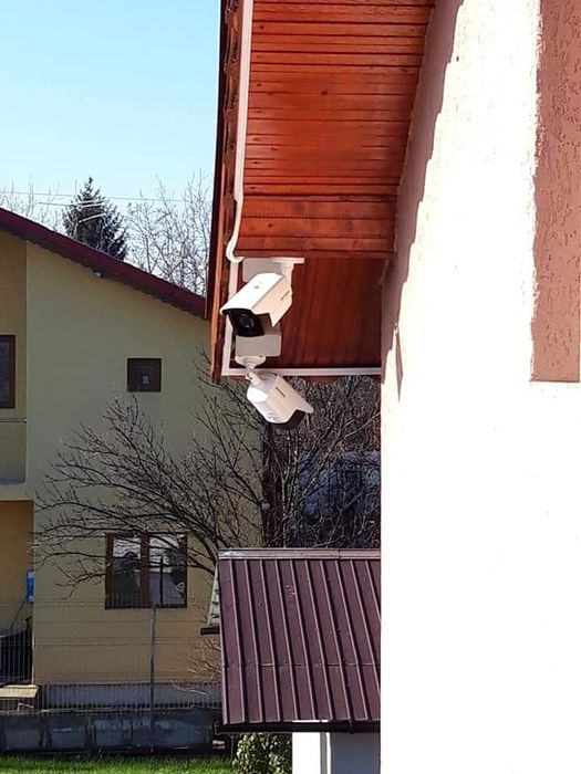 Montaj camere supraveghere video Hikvision, instalare, reparatie