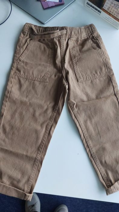 Комплект за момче на 2-3 години, панталон и пуловер