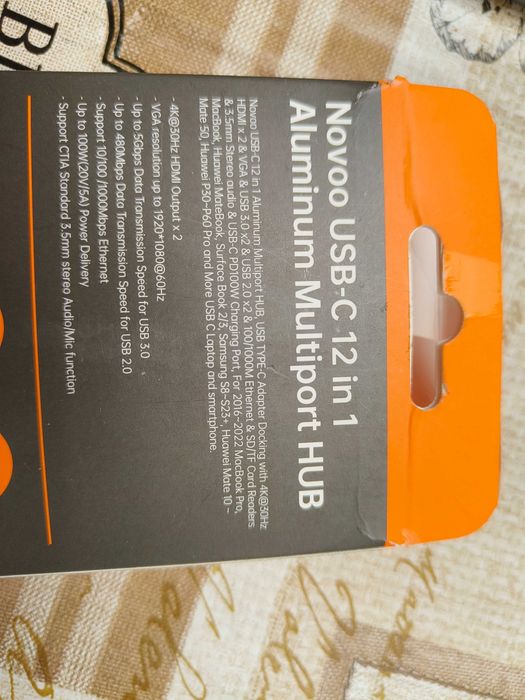 Hub Doking Station USB-C Triplo Display NOVOO 12 IN 1 RM12F