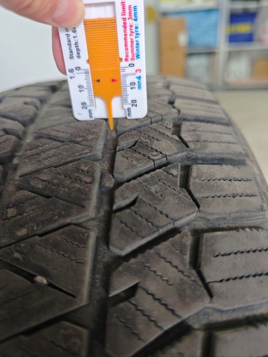 Гуми Bridgestone Blizzak WS90 – 215/55 R17