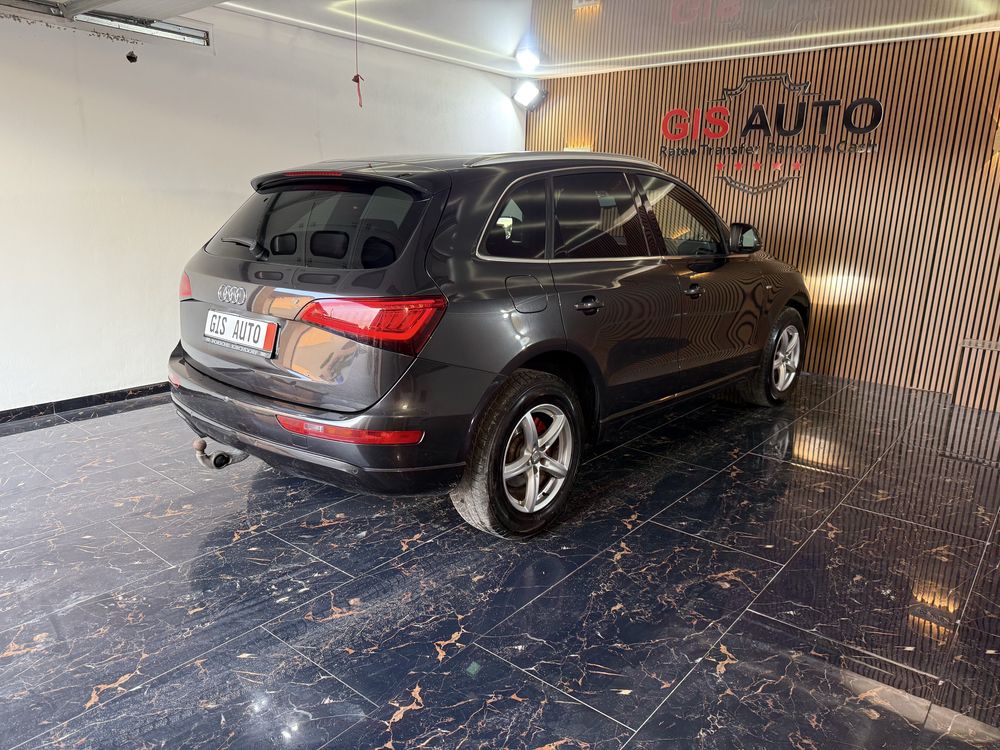 Audi Q5 2,0 TDI 177 cp Automat7 trepte an 2010 182000 km