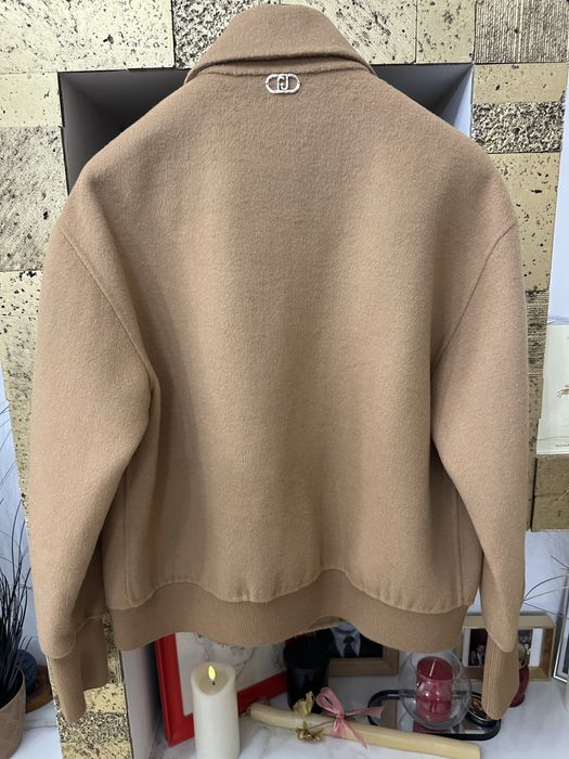 Palton scurt LIU JO din lana extrem de fina