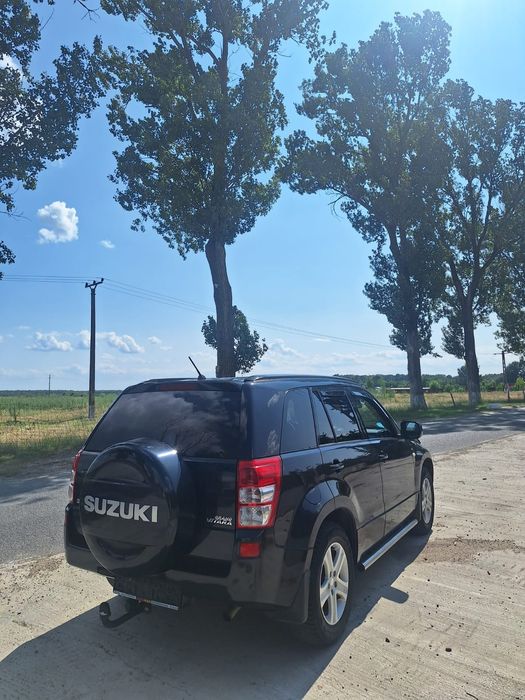 Vând sau schimb Suzuki grand Vitara 1.9ddis