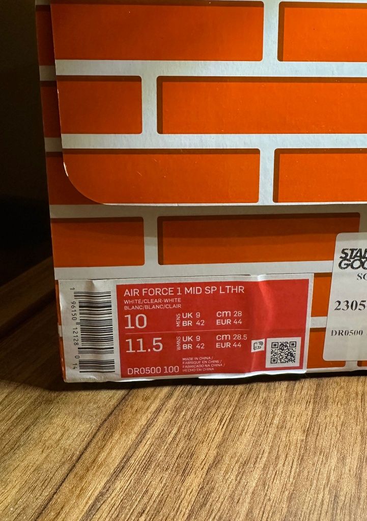 Vand Nike Air Force 1 mid OFF White Graffiti